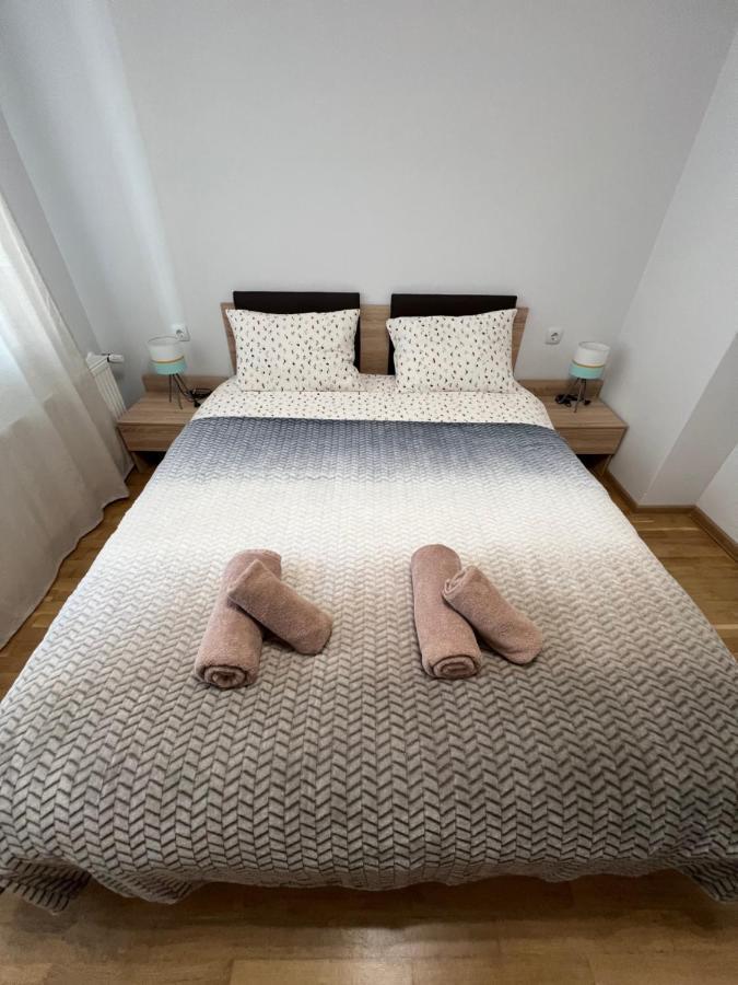 Top Center Apartment In Велико-Тырново Экстерьер фото