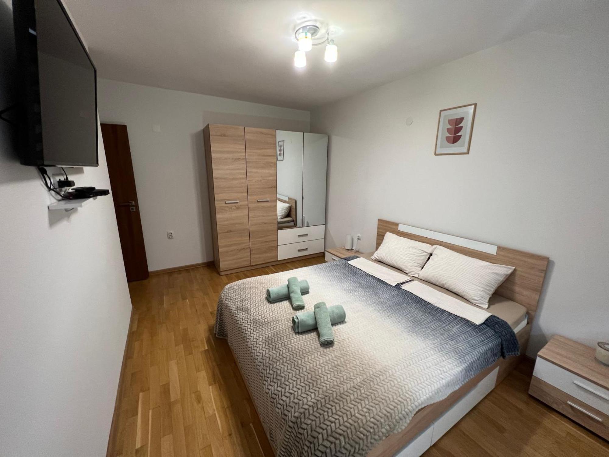 Top Center Apartment In Велико-Тырново Экстерьер фото